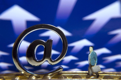 領導干部要做“學網懂網用網”的楷模